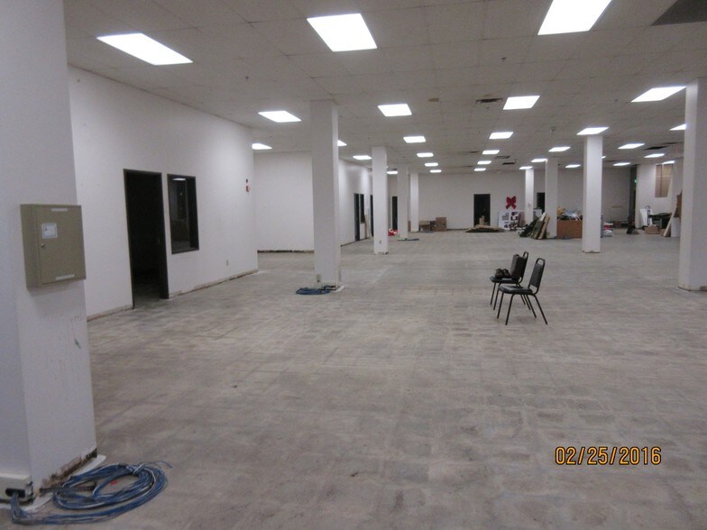 More Photos Of 302 Cushman St, Fairbanks Office For Lease