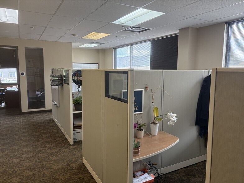 More Photos Of 7691 Shaffer Pky, Littleton Office For Sale