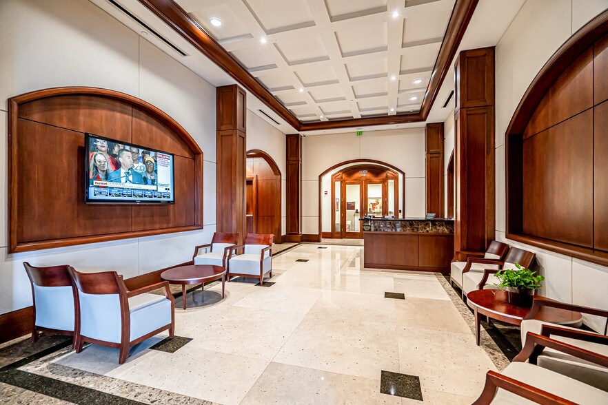 More Photos Of 300 SE 2nd St, Fort Lauderdale Coworking Space