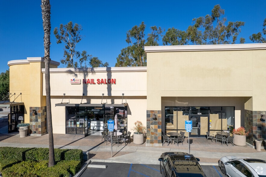 More Photos Of 41 Auto Center Dr, Lake Forest Unknown For Lease