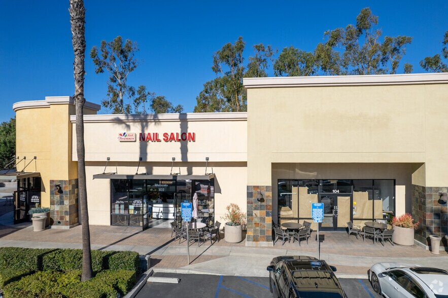 More Photos Of 41 Auto Center Dr, Lake Forest Unknown For Lease