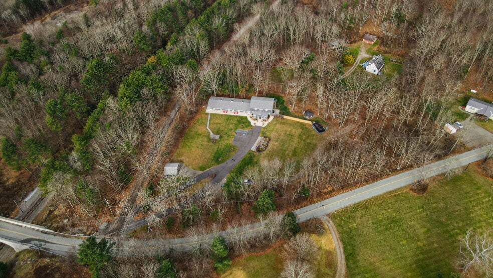 More Photos Of 106 Carr St, Nicholson Assisted Living For Sale