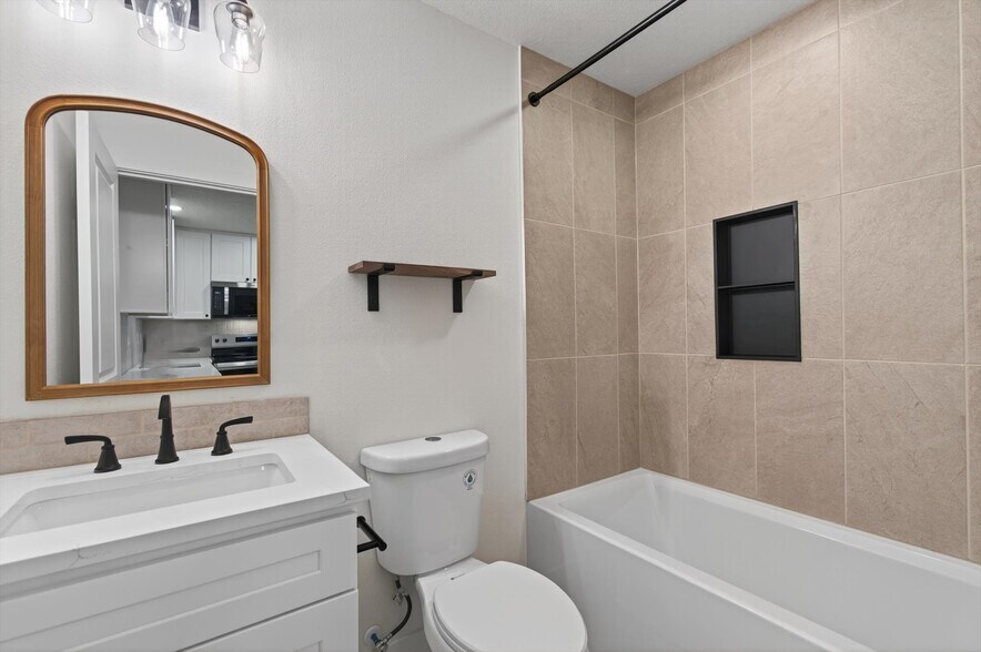 More Photos Of 302 3rd St, Woodland Apartments For Sale