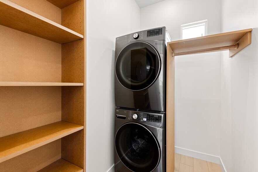 More Photos Of 4578 Jicarillo Ave, San Diego Apartments For Sale