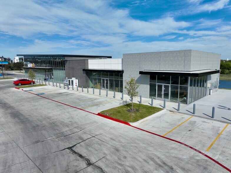 Primary Photo Of 14179 The Lakes Boulevard Blvd, Pflugerville Restaurant For Lease