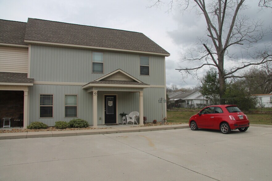 More Photos Of 406 S Wilkinson St, Milledgeville Apartments For Sale
