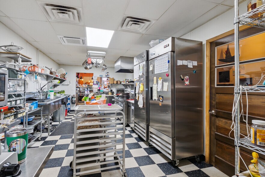 More Photos Of 103 Main St N, Aurora Restaurant For Sale