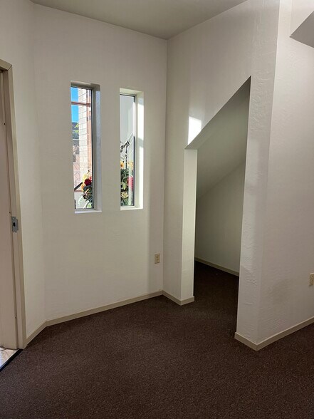 More Photos Of 4850 E Baseline Rd, Mesa Coworking Space