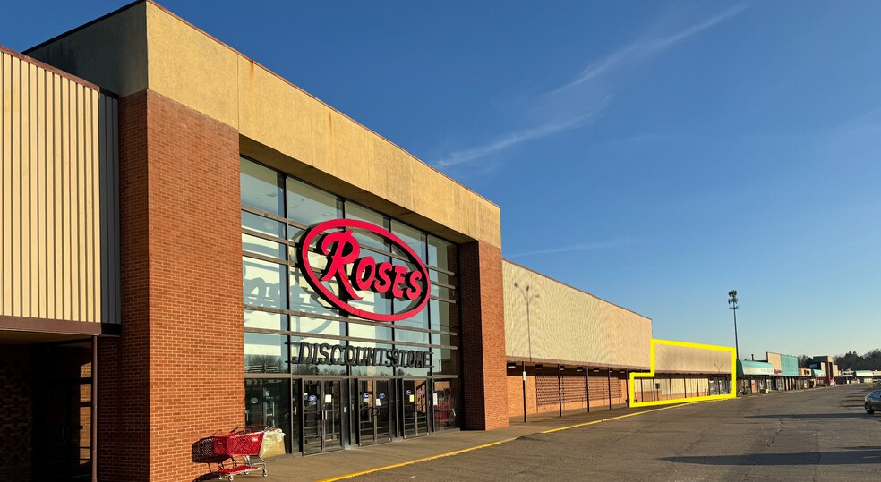 More Photos Of 1314-1536 Whipple Ave NW, Canton General Retail For Lease