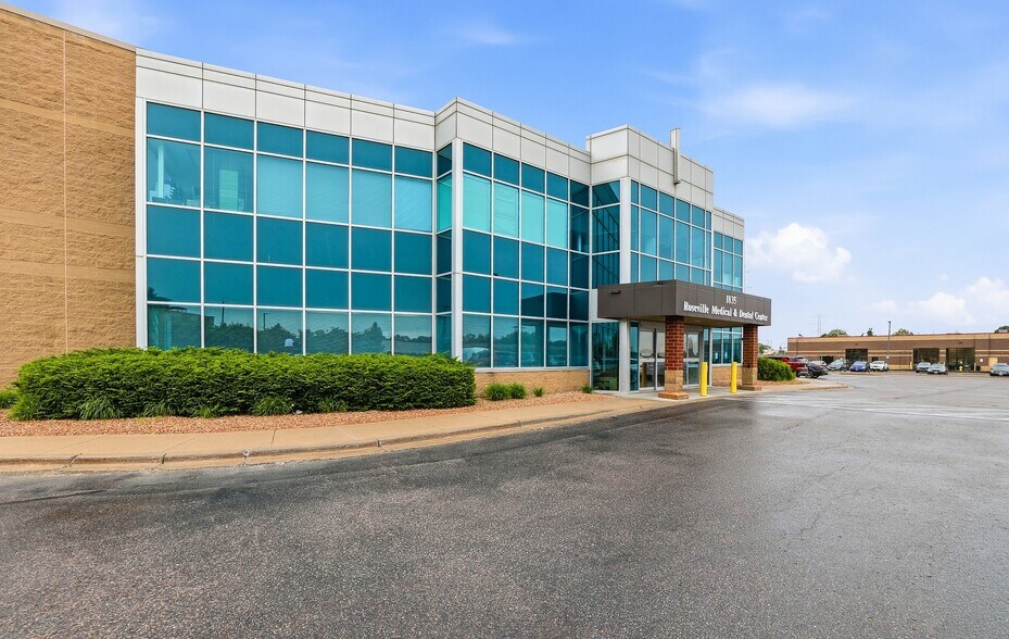 More Photos Of 1835 W County Road C, Roseville Medical For Lease