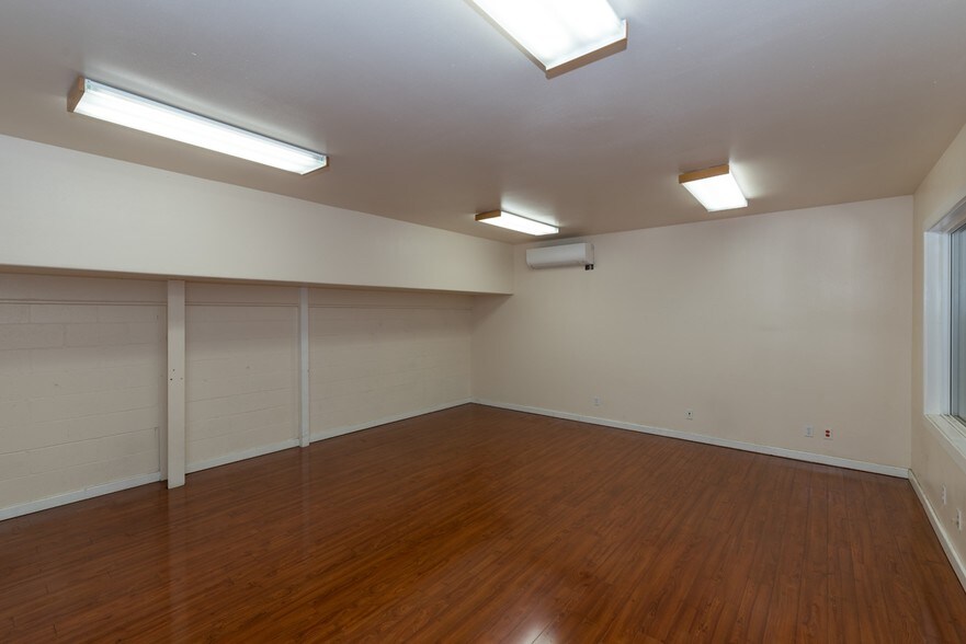 More Photos Of 3083 Aukele St, Lihue Warehouse For Lease