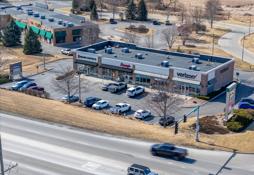 More Photos Of 3501-3525 Diamond Dr, McHenry General Retail For Sale