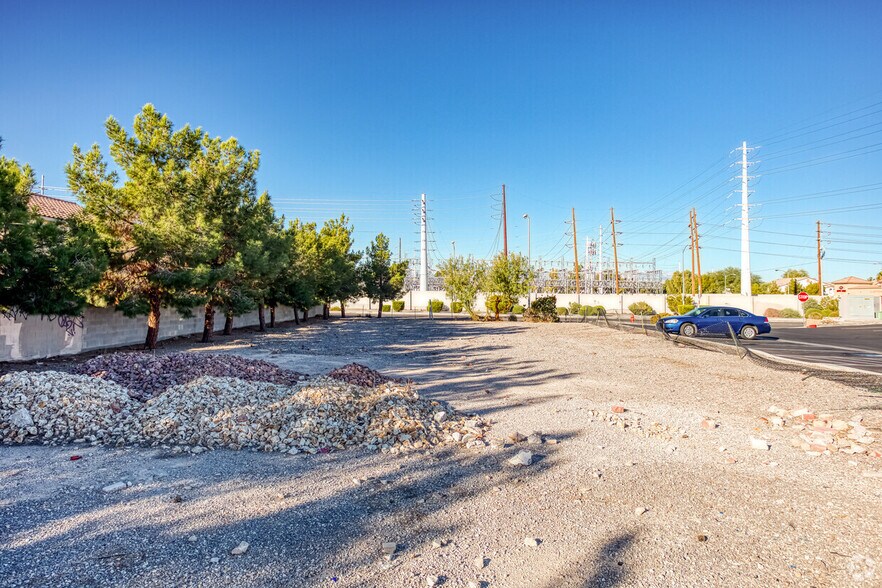 More Photos Of 5805 E Sahara Ave, Las Vegas Land For Lease