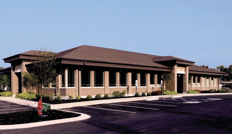 More Photos Of 5420 E 86th St, Indianapolis Office For Lease