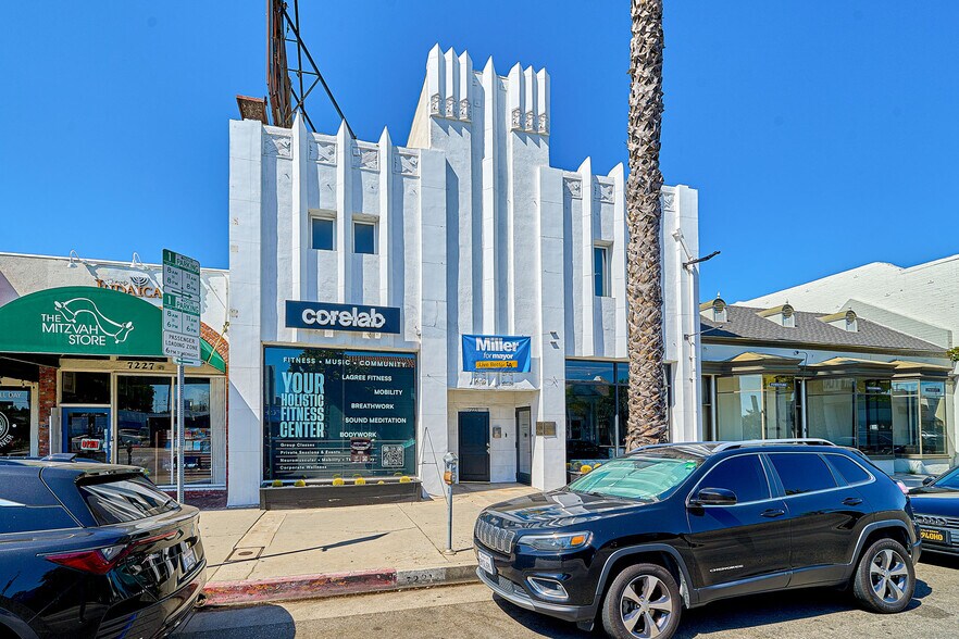 Primary Photo Of 7223 Beverly Blvd, Los Angeles Storefront Retail Office For Sale