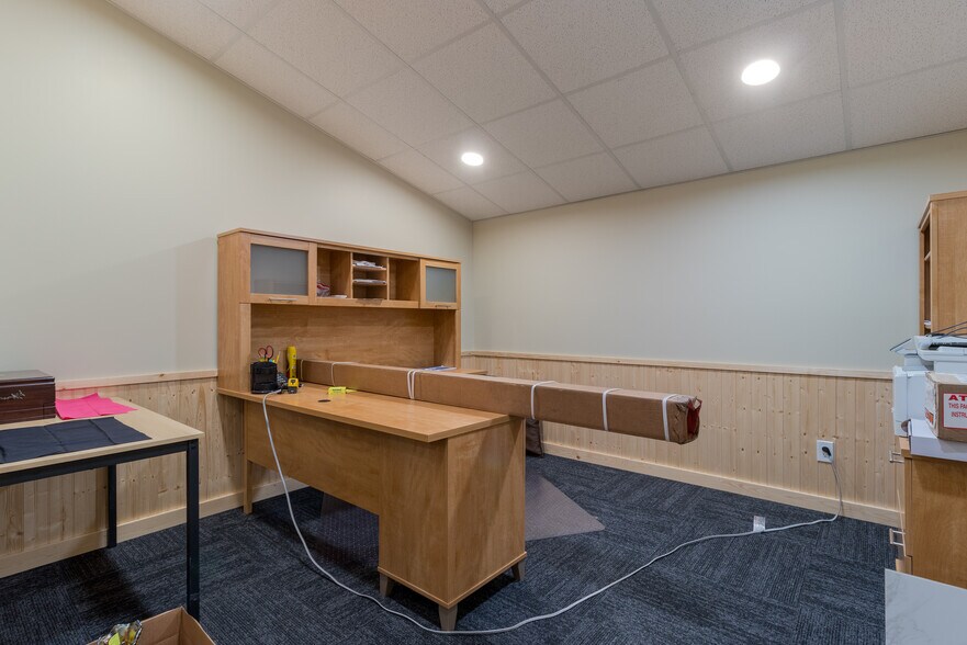 More Photos Of 618 Industrial Ct, Walla Walla Warehouse For Sale