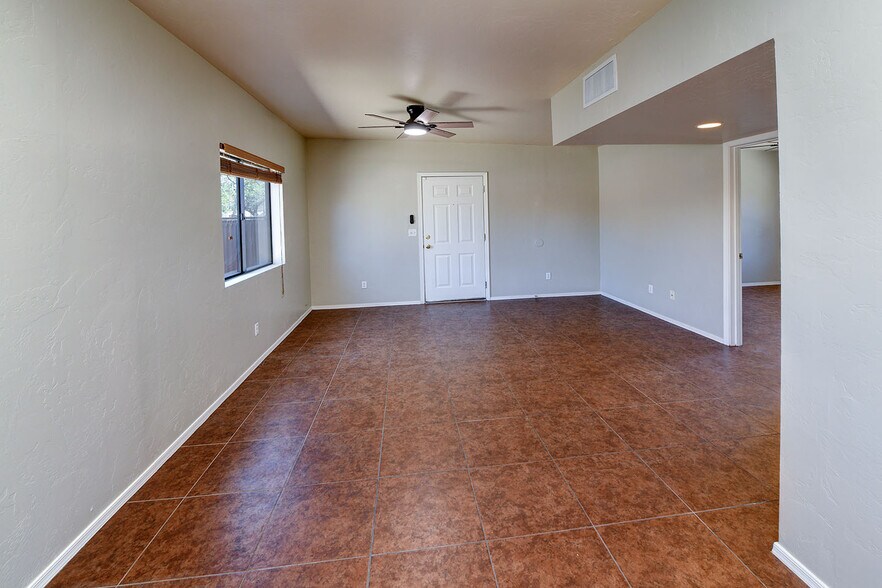 More Photos Of 1011 E Halcyon Rd, Tucson Apartments For Sale
