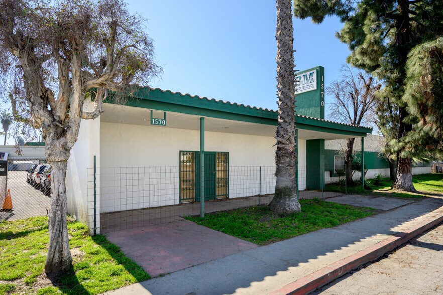 More Photos Of 1570 W Mission Blvd, Pomona Manufacturing For Lease