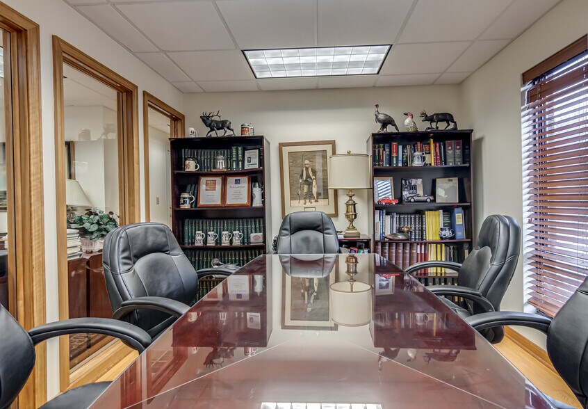 More Photos Of 3439 Babcock Blvd, Pittsburgh Office For Sale