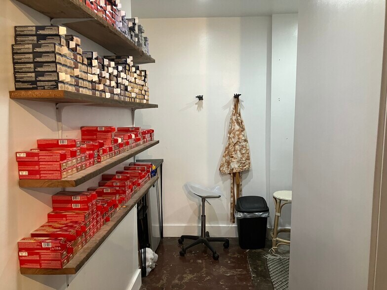 More Photos Of 5437 Penn Ave, Pittsburgh Storefront Retail Residential For Lease