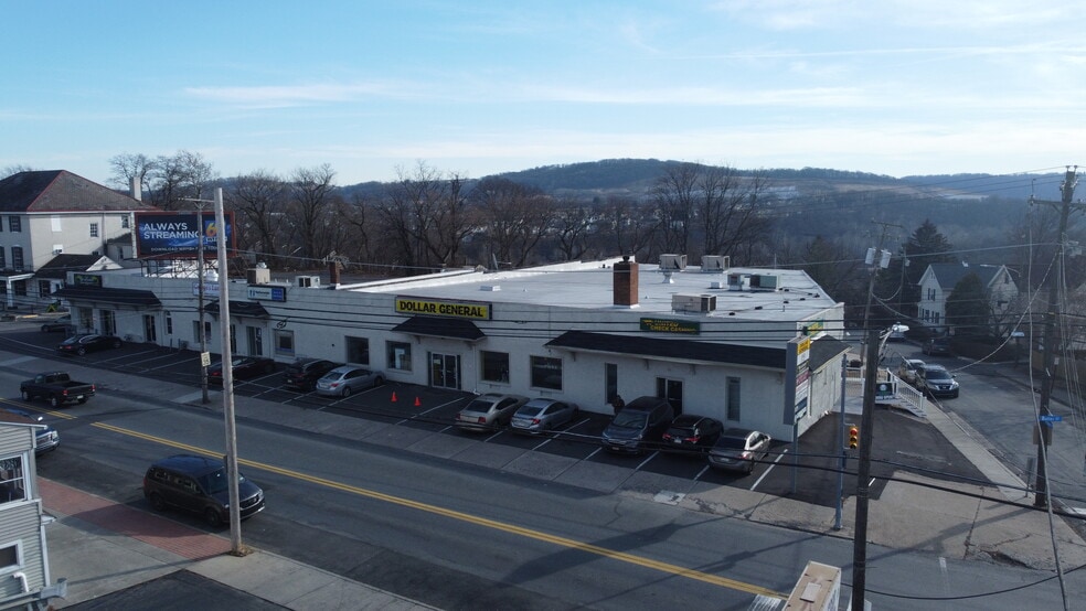 More Photos Of 1710-1728 Butler St, Easton Storefront For Lease