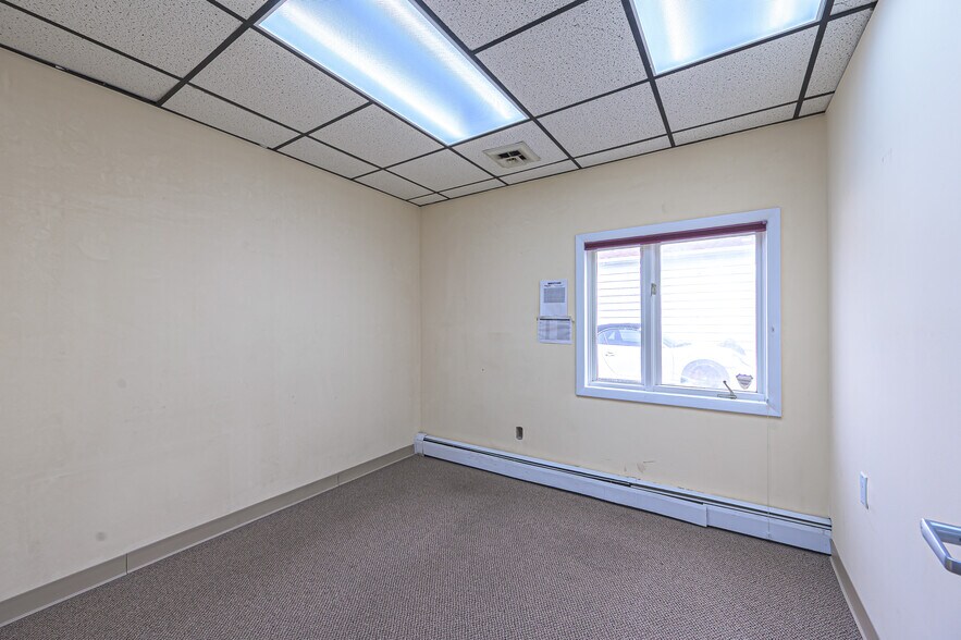 More Photos Of 2406 New Rd, Northfield Office For Sale