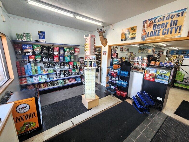 More Photos Of 2555 S Lachance Rd, Lake City Convenience Store For Sale