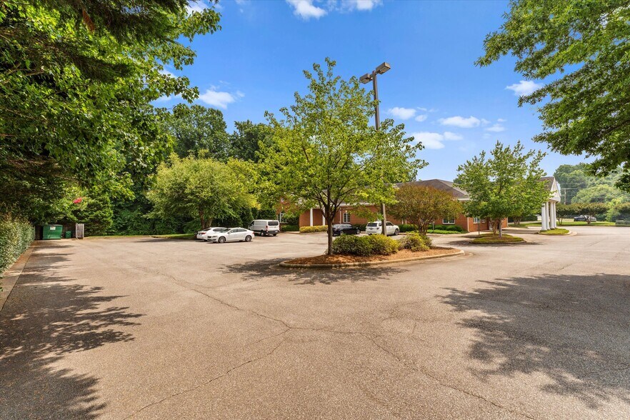 More Photos Of 1146 N New Hope Rd, Gastonia Medical For Sale