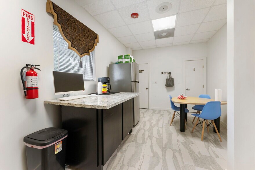 More Photos Of 26211 I-45, Spring Office For Lease