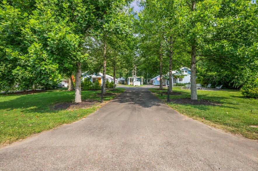 More Photos Of 5358 Paw Paw Lake Rd, Coloma Apartments For Sale