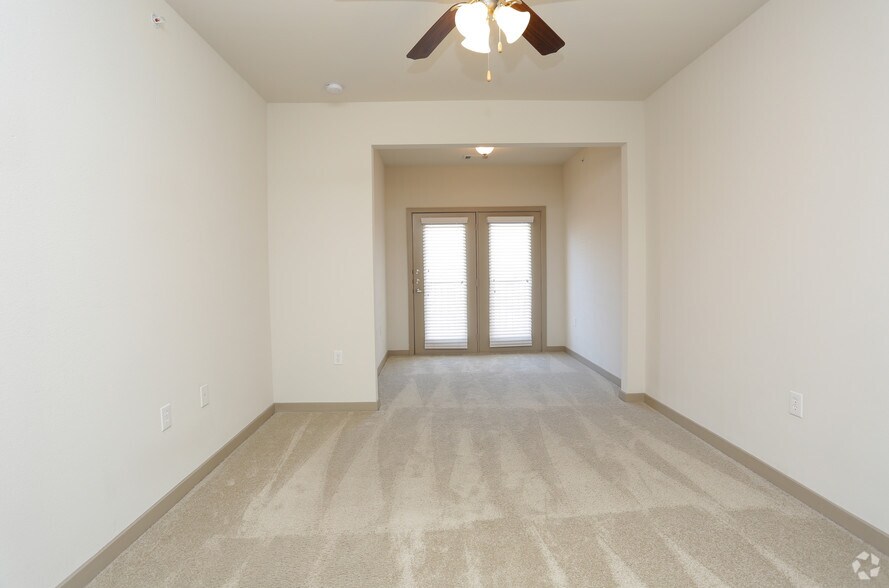 More Photos Of 1601 E Debbie Ln, Mansfield Apartments For Lease