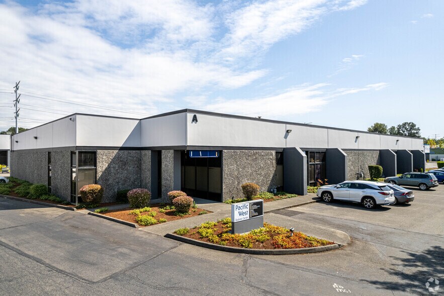 Primary Photo Of 18852-18858 72nd Ave S, Kent Warehouse For Lease