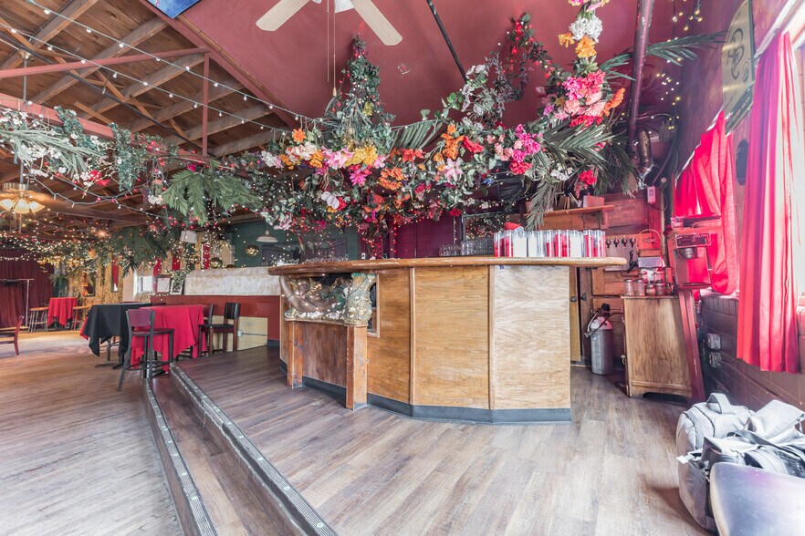 More Photos Of 2195-2199 California St, Denver Restaurant For Sale