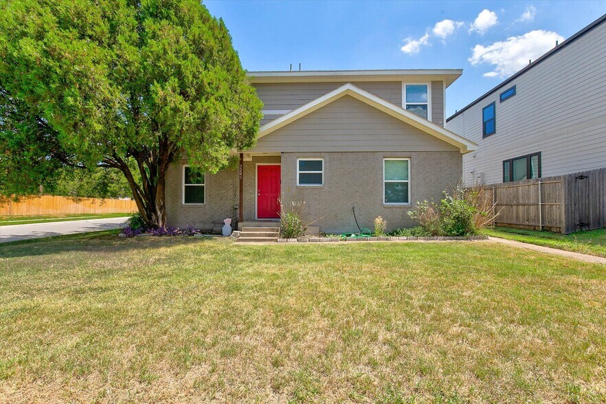 More Photos Of 3201 Forest Park Blvd, Fort Worth Apartments For Sale