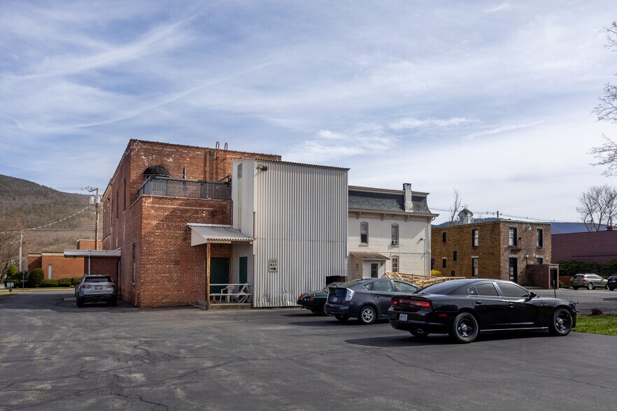More Photos Of 81 N Main St, Ellenville Office Residential For Sale