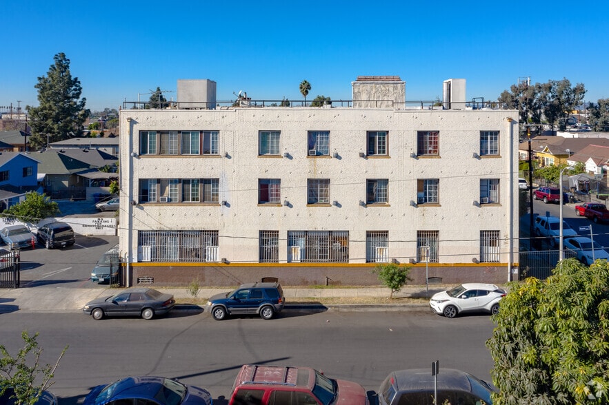 More Photos Of 1194 E 35th St, Los Angeles Hotel For Sale