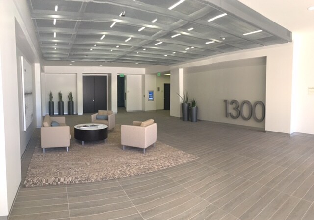 More Photos Of 4041 MacArthur Blvd, Newport Beach Unknown For Lease