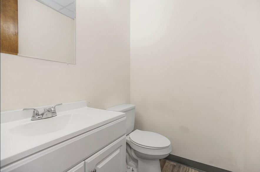 More Photos Of 1854 Minnesota Ave, Kansas City Office Residential For Sale