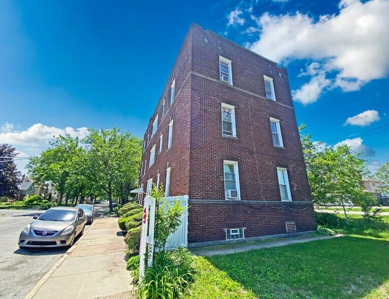 More Photos Of 10856 S Avenue D, Chicago Apartments For Sale