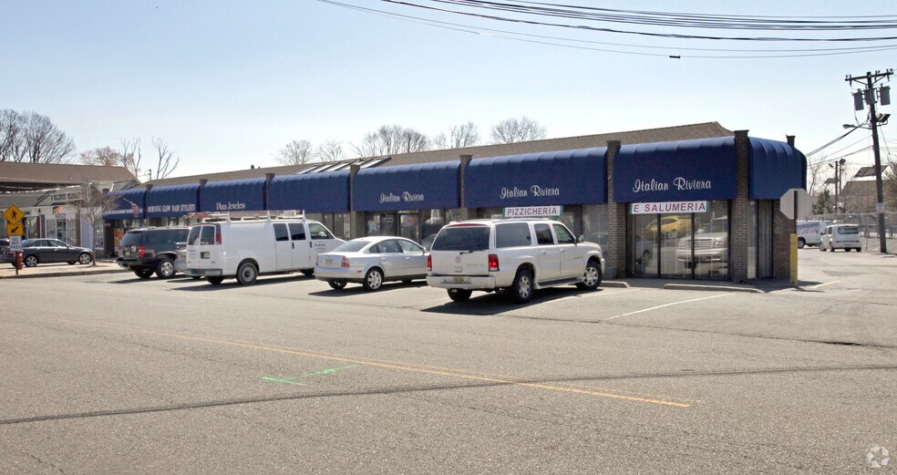 More Photos Of 8 E Prospect St, Waldwick Freestanding For Lease