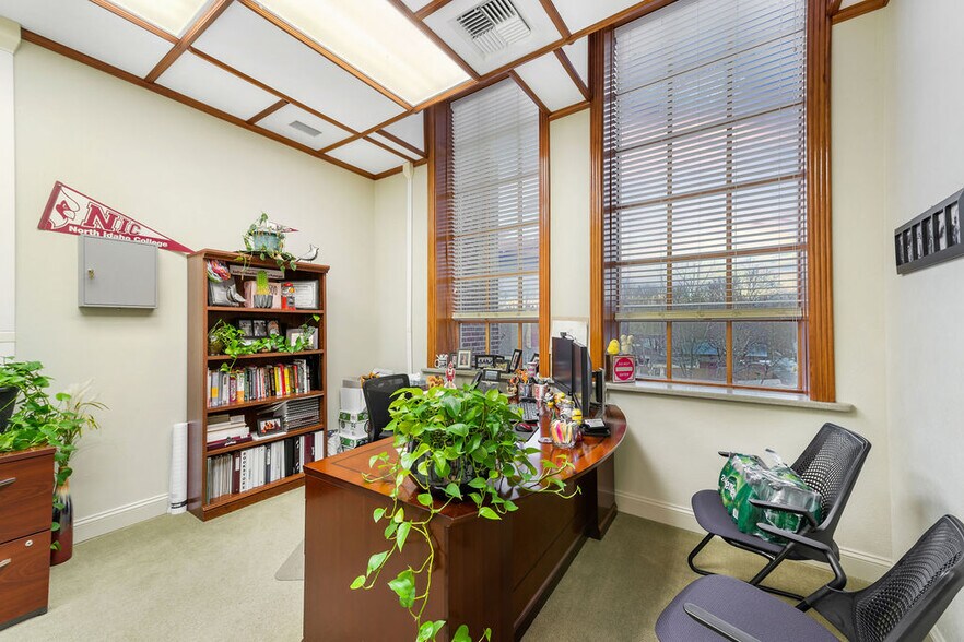 More Photos Of 102 S Euclid Ave, Sandpoint Medical For Lease