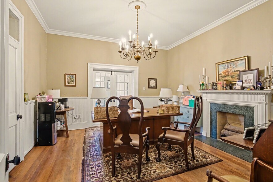 More Photos Of 236 Washington Ave, Marietta Office Residential For Sale