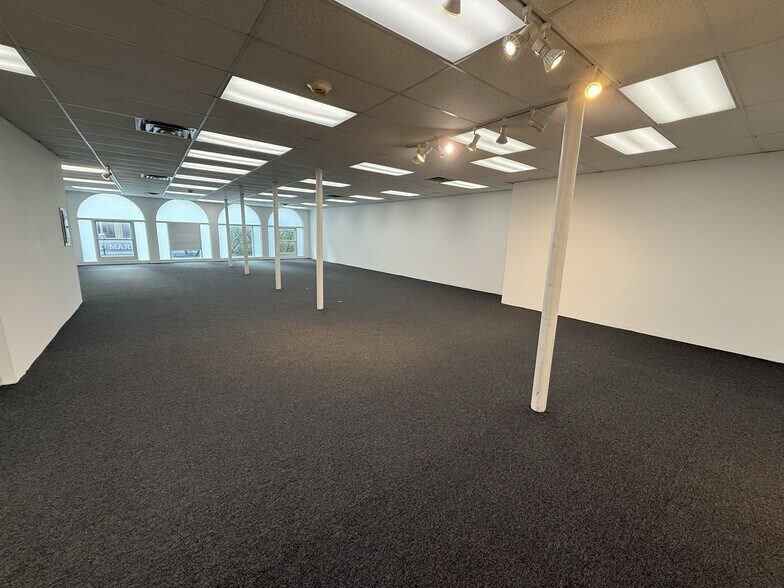 More Photos Of 541 Main St, New Rochelle Office For Lease