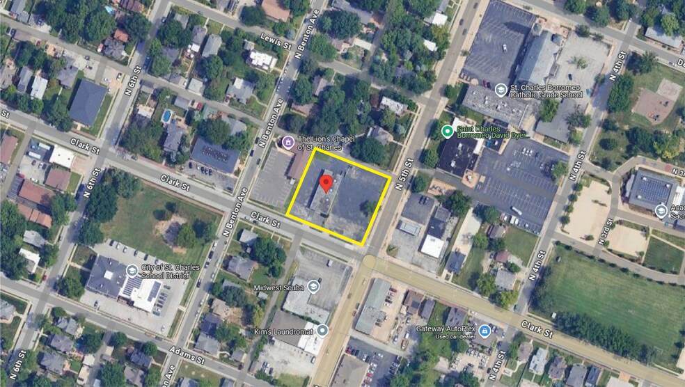 More Photos Of 512 Clark St, Saint Charles General Retail For Sale