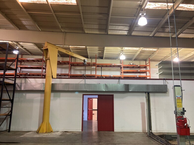 More Photos Of 7640 Southrail Rd, North Charleston Warehouse For Lease