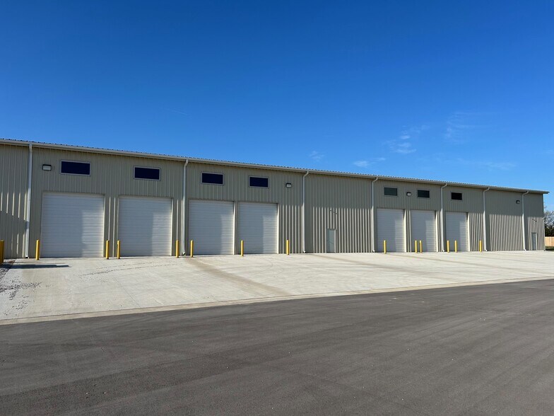 More Photos Of 18760 Johnson Dr, Shawnee Warehouse For Sale