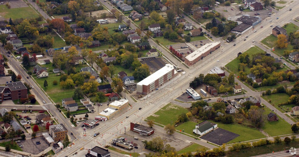 More Photos Of 9100 Gratiot Ave, Detroit Apartments For Lease