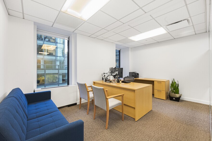 More Photos Of 551 Madison Ave, New York Office For Lease