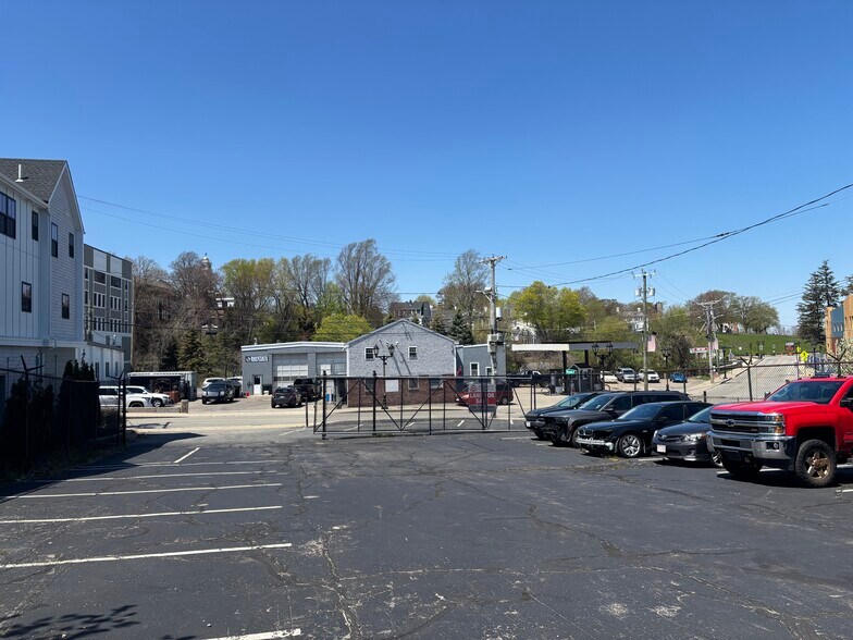 More Photos Of 11 Water St, Plymouth Land For Sale