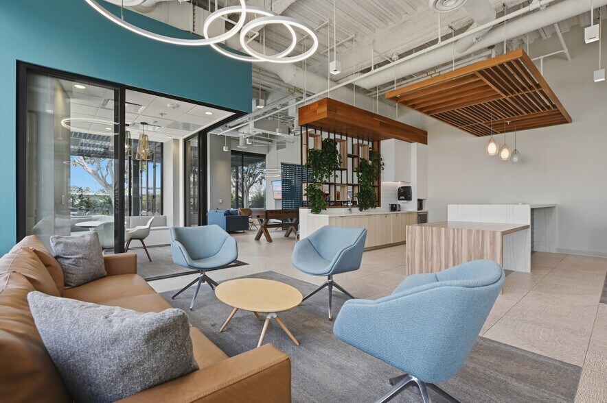 More Photos Of 3655 Nobel Dr, San Diego Office For Lease